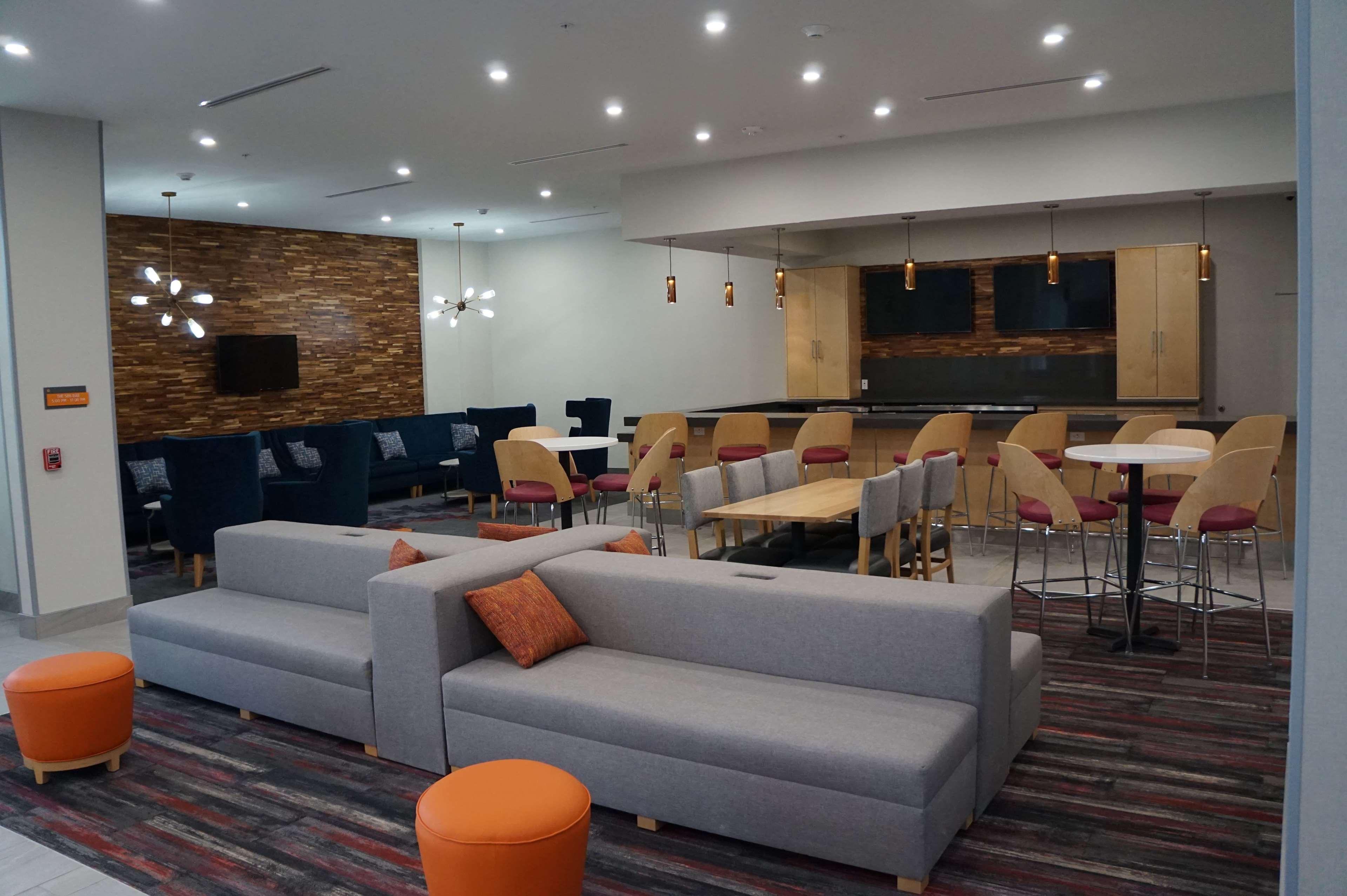La Quinta Inn & Suites By Wyndham Lewisville Kültér fotó